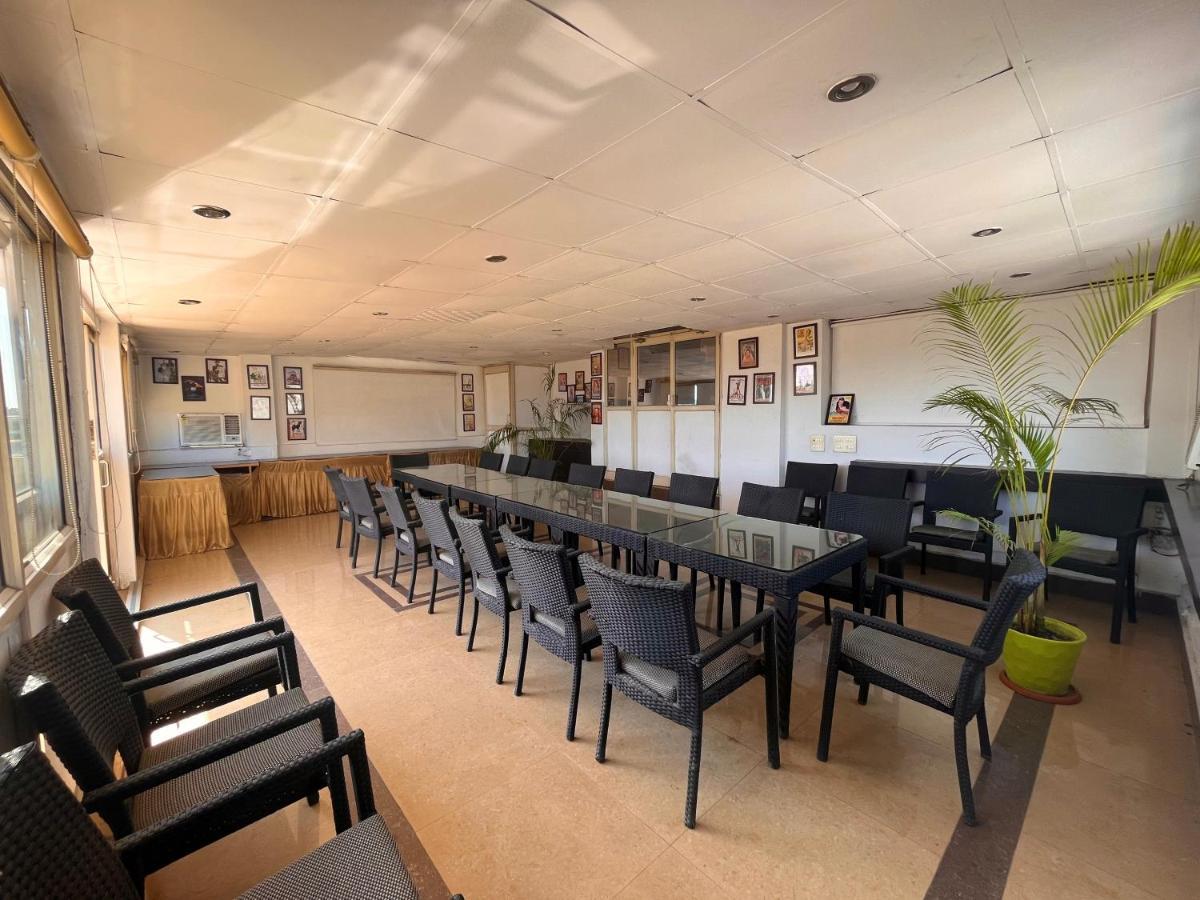 Hotel Reo Twist, Haridwār Екстериор снимка