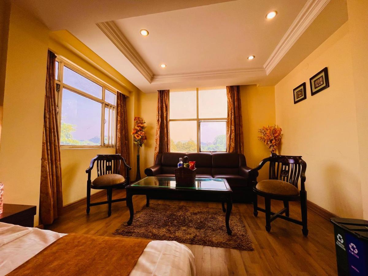 Hotel Reo Twist, Haridwār Екстериор снимка