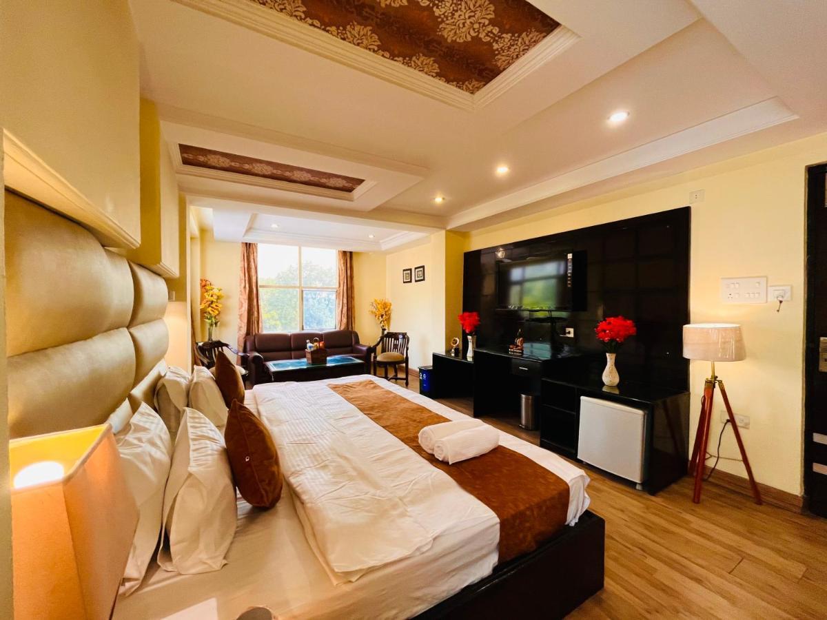 Hotel Reo Twist, Haridwār Екстериор снимка